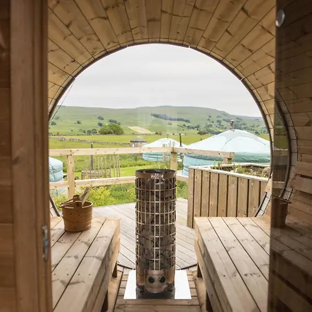 Goldfinch Yurt